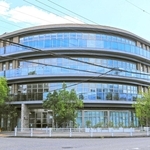 巨額の建設費などが経営悪化につながったといわれる総合福祉施設「高浜町ライフサポートステーション」＝芦屋市高浜町