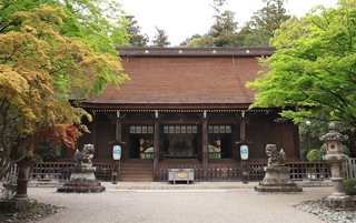 民事再生法が適用された多田神社＝２０２４年４月、川西市多田院多田所町