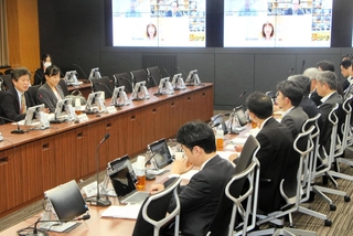 防災局の体制や担うべき業務について話し合う検討会の初会合＝８日午後、東京都千代田区