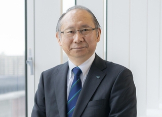神戸学院大新学長に選出された佐藤雅美教授（神戸学院大提供）