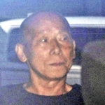 送検される亀谷直人容疑者＝２日午前９時２６分、神戸市中央区橘通１