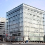人と防災未来センター＝神戸市中央区脇浜海岸通１