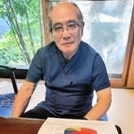 内科、外科などの分野に関わらず精神科医療の視点や知識は大切と話す増村道雄さん＝芦屋市