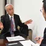 支援制度の改善を求める全国災害ボランティア支援機構の高橋守雄代表理事＝東京都千代田区
