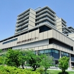 兵庫県立尼崎総合医療センター＝尼崎市東難波町２