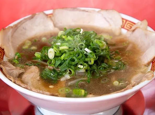 もっこすの看板メニュー「中華そば」（もっこす提供）