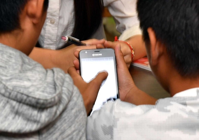 幼い頃からインターネットに親しむ子どもが増えている（写真は本文とは関係ありません）