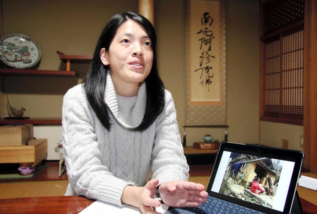 地域に飛び出し、顔の見える関係づくりを目指す立浪雅美さん＝尼崎市上坂部３、西正寺