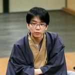 将棋の第３２期竜王戦で広瀬章人前竜王を破った豊島将之新竜王＝７日夜、島根県津和野町