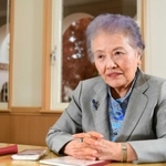 神戸市看護大の学長に就任し、抱負を語る南裕子さん＝神戸市西区学園西町３（撮影・秋山亮太）