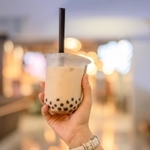 第３次ブームの真っ最中、タピオカミルクティー（Jo Panuwat Dstock.adobe.com）