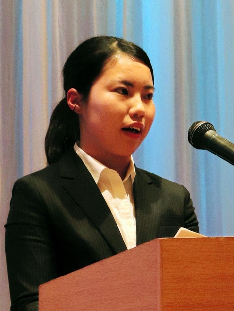 亡き兄への思いや命の尊さを語る高光愛恵さん＝１７日午後６時３９分、神戸市中央区中山手通４