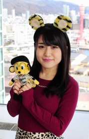 「選手と一緒のイベントや番組に出たい」と話す河野万里奈さん＝神戸新聞社