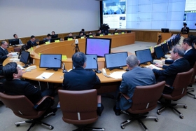 新型コロナウイルスによる肺炎への対応などを確認し合った兵庫県の連絡会議＝県災害対策センター