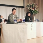 兵庫県や神戸市の観光などを話し合ったパネル討議＝神戸市中央区港島中町６