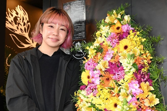 フラワーアーティストの土内悠実さん＝神戸市中央区小野柄通６