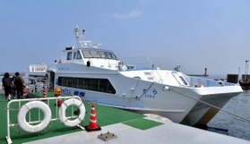 神戸-関空ベイ・シャトル＝関西国際空港（資料写真）