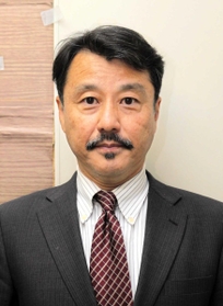 塚原東吾教授