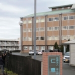 病棟に勤務する看護師が新型コロナウイルスに感染していたことが分かった仁恵病院＝８日午前、姫路市野里（撮影・小林良多）