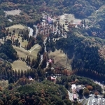 六甲山牧場＝２０１６年１１月撮影、神戸市灘区六甲山町中里山