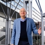 ラウパッハ・スミヤ・ヨーク教授＝大阪府茨木市、立命館大