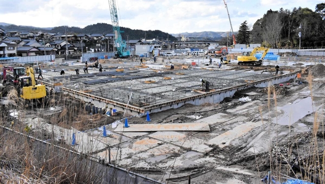 建設が進む専門職大学のキャンパス＝豊岡市山王町