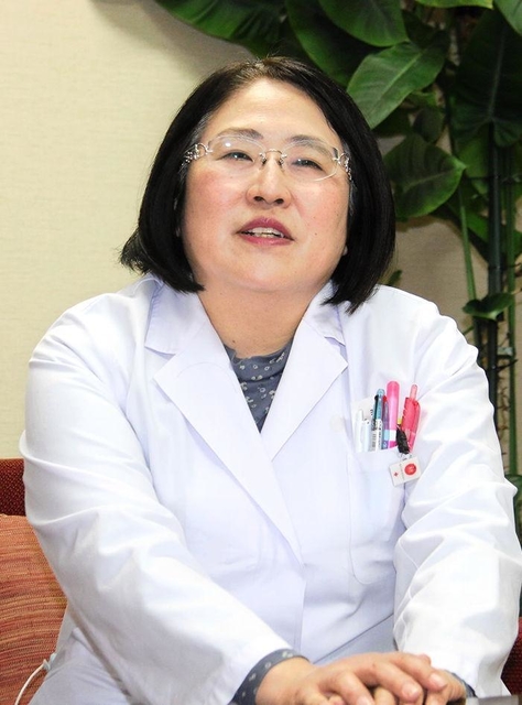 神戸赤十字病院心療内科部長で、日本ＤＭＯＲＴの設立に尽力した村上典子さん＝神戸市中央区脇浜海岸通１、神戸赤十字病院