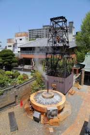 神戸市が管理する泉源「天神泉源」＝３０日午前、神戸市北区有馬町（撮影・吉田敦史）
