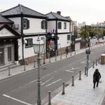 人通りがまばらな北野異人館街＝１１日午後、神戸市中央区北野町２（撮影・吉田敦史）