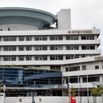 神戸赤十字病院＝神戸市中央区脇浜海岸通１