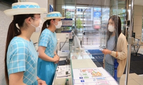 山陽百貨店が１６日、約１カ月半ぶりに全館の営業を再開した＝１６日午後、姫路市南町（撮影・小林良多）