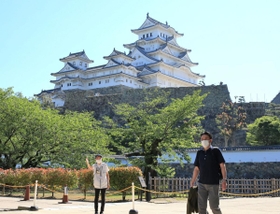 屋外エリアの公開が再開された姫路城＝２８日午前、兵庫県姫路市