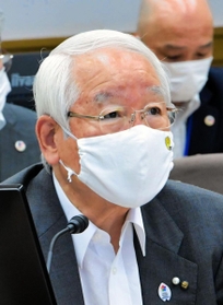 ８府県の知事や市長が参加し、オンラインで開かれた関西広域連合の会議で発言する井戸敏三広域連合長＝２８日午前、神戸市中央区中山手通５、兵庫県災害対策センター（撮影・三津山朋彦）