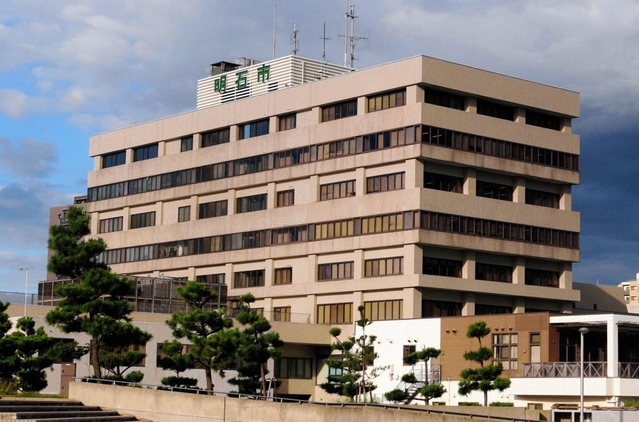 明石市役所＝明石市中崎１