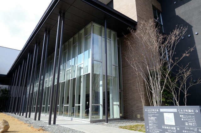 太子町役場＝兵庫県太子町鵤