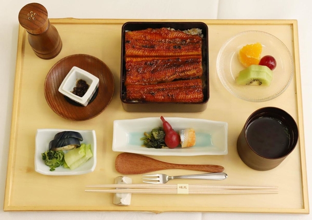 木村一基王位が頼んだ国産うなぎのうな重膳（撮影・吉田敦史）