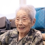 フィリピンでの体験を語る加武三代子さん＝高砂市