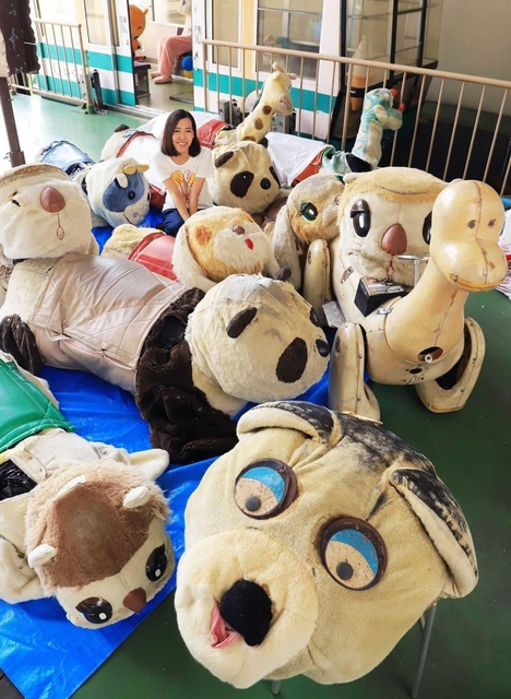 哀愁漂う動物型遊具。竹内みかさんが空間芸術を制作する＝神戸市灘区六甲山町