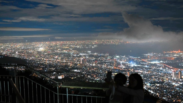 掬星台から見られる夜景