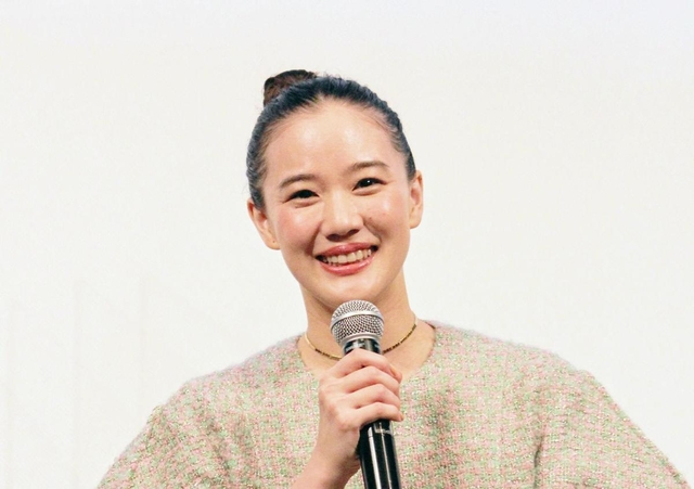 蒼井優さん