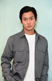 ドラマ「ＤＩＶＥＲ－特殊潜入班」に出演する神戸市中央区出身の野村周平さん＝大阪市内（撮影・秋山亮太）