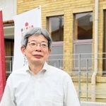 演劇祭を終え、感想を語る平田オリザさん＝２２日午後、豊岡市日高町（撮影・三津山朋彦）