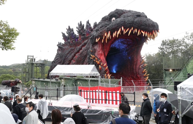完成したゴジラの新アトラクション＝淡路市楠本（撮影・辰巳直之）