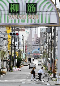 風俗店が立ち並ぶ福原地区＝神戸市兵庫区福原町