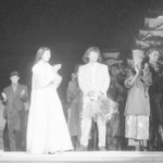 姫路市制１００周年を記念して姫路城三の丸広場で開催された高田賢三さんのファッションショー「ケンゾー　ＩＮ　ＨＩＭＥＪＩ」＝１９８９年５月１３日、姫路市本町