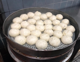 春陽軒の豚まん