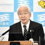 兵庫県の井戸敏三知事＝２日午後、兵庫県庁