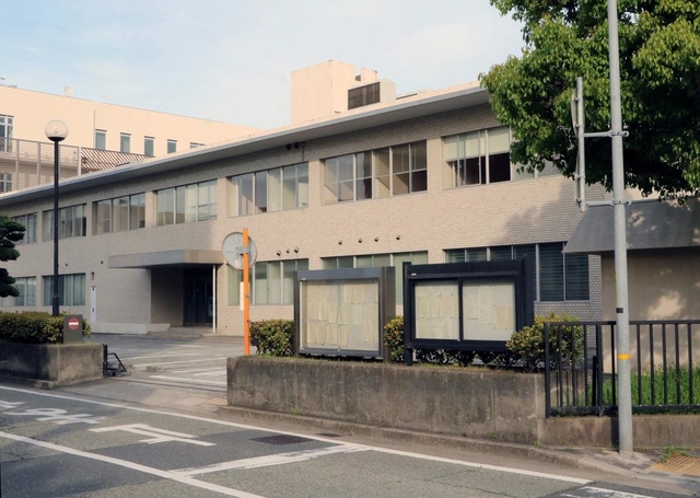 神戸地裁伊丹支部＝伊丹市千僧１