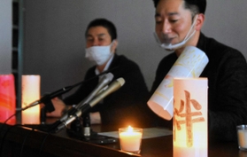 阪神・淡路大震災の追悼行事「１・１７のつどい」で、実行委員会が導入を決めた「紙灯籠」。新型コロナウイルスの影響で竹灯籠が例年より集まらないことが背景にある＝神戸市役所