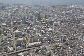 ２０２３年に事業が完了する新長田駅南地区再開発地区＝神戸市長田区